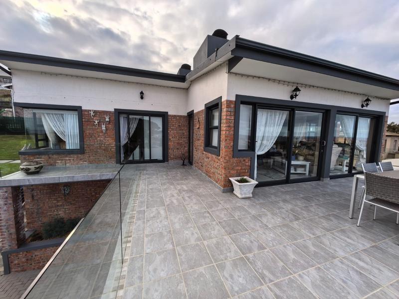 4 Bedroom Property for Sale in Tergniet Western Cape